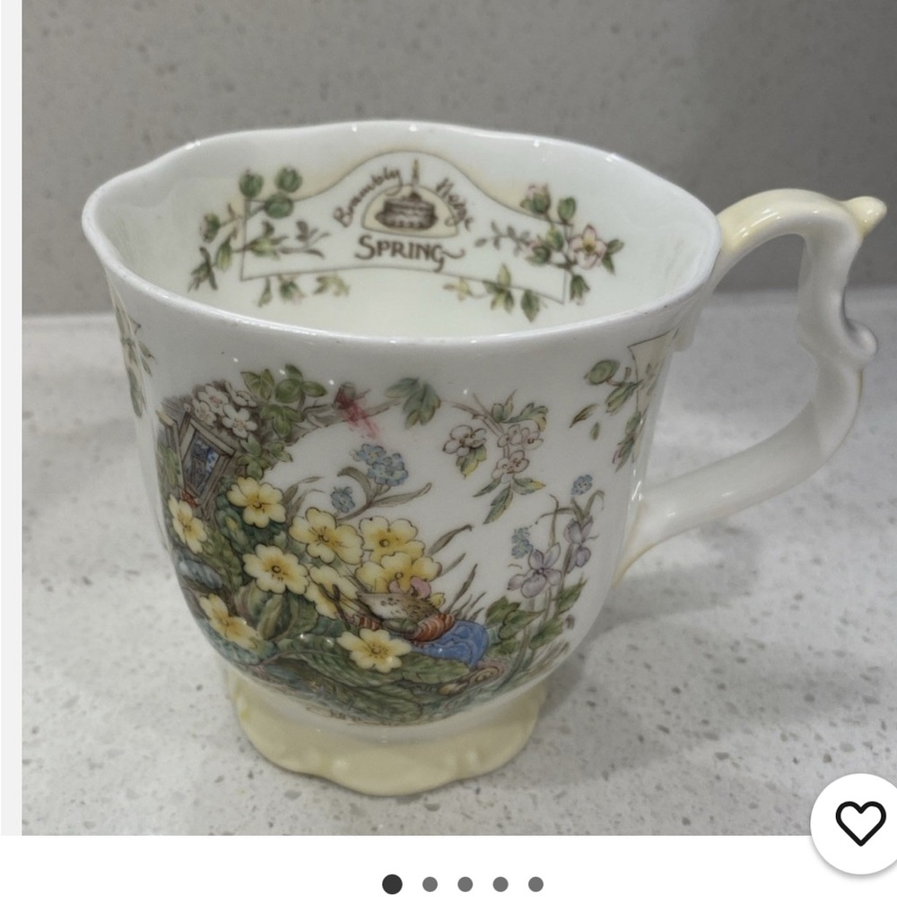 Royal Doulton Spring Beaker Brambly Hedge Mug 1983.
